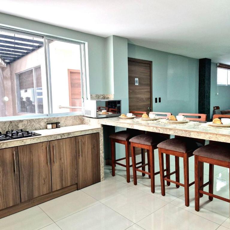 Apartment 5 with Jacuzzi in the center - 3 Bedroom 2 Bath - Apartment with View - 14