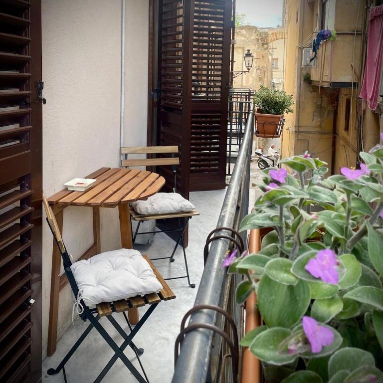 DorMimmo a Palermo, nel cuore pulsante della città! - Appartamento con 2 Camere da Letto - 4