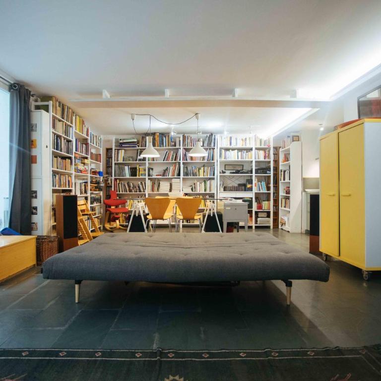 Spacious Chillout in Madrid - One-Bedroom Apartment - 44