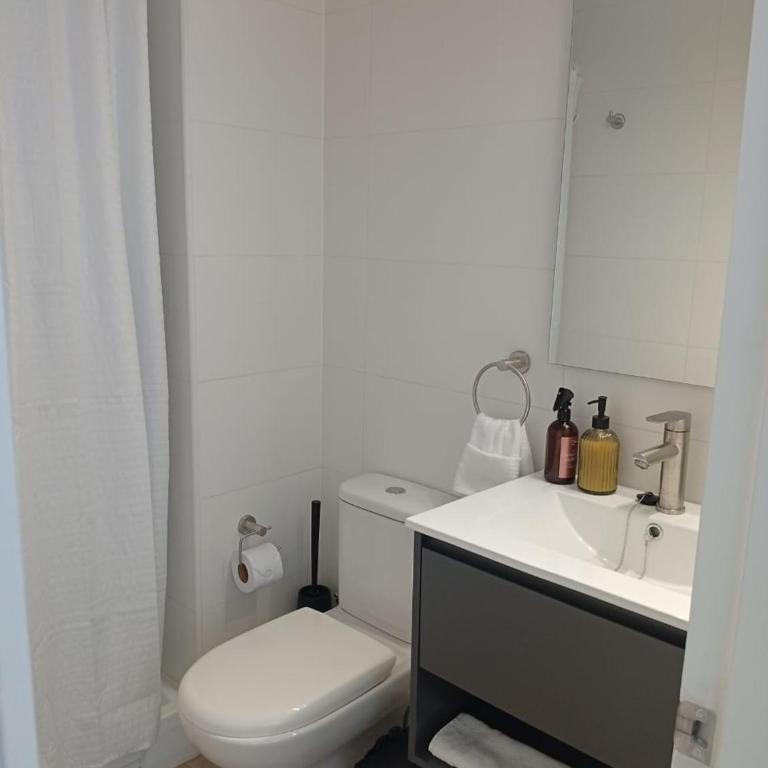 Park and Movistar Arenas D106 - One-Bedroom Apartment - 21