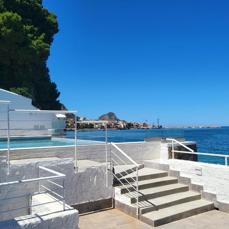 White Coral Exclusive Waterfront Villa Residence Shared Infinity Pool & Private Sea Access - Apartment mit 2 Schlafzimmern - 48