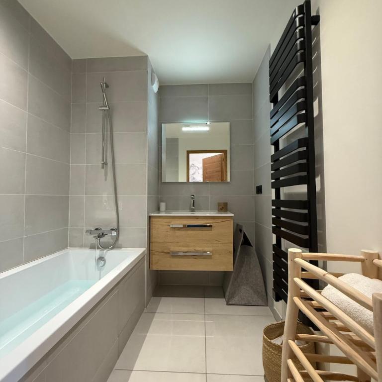 Appartement au Chinaillon 1350 - vue panoramique sur les montagne, -10' des pistes - Apartment mit 3 Schlafzimmern - 37