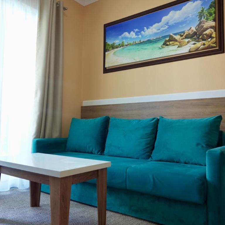 Hotel Halibas - Apartman Tipa "Suite" sa Pogledom na Bazen - 13