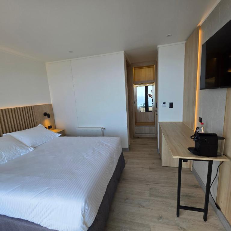 Arka Hotel - Double Room with Sea View - 18