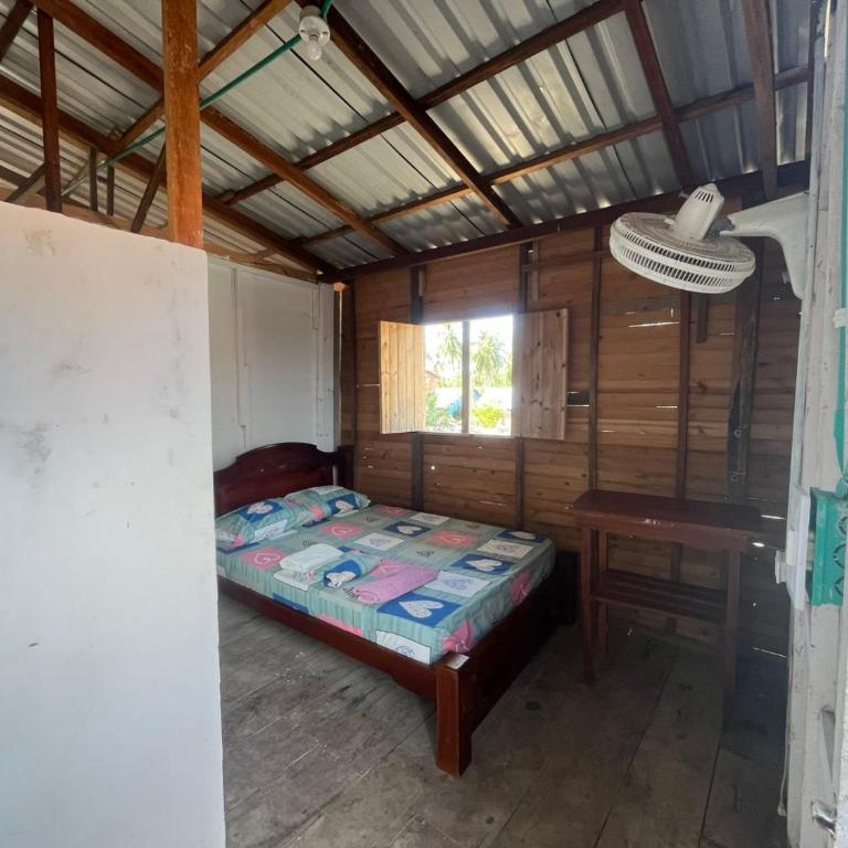 Hostal Paraiso - Double Room with Private Bathroom - 1