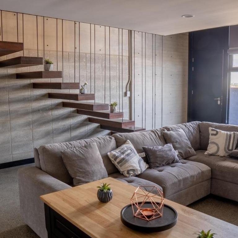 LOFT Apartment Downtown Area - One-Bedroom Apartment - 1