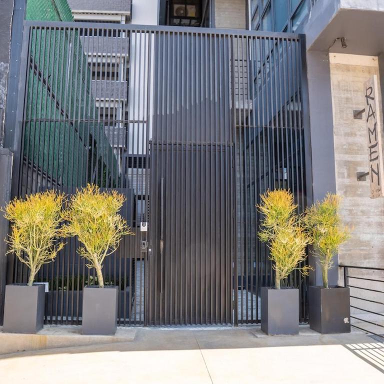 LOFT Apartment Downtown Area - One-Bedroom Apartment - 20