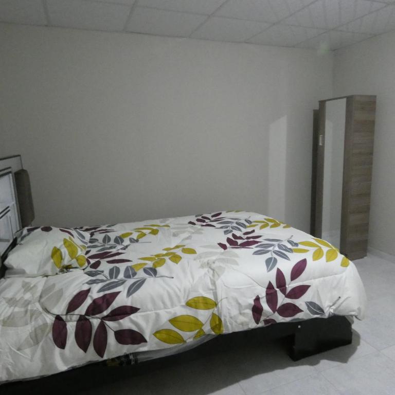 Huayo Wasi II - Double Room with Shared Bathroom - 3