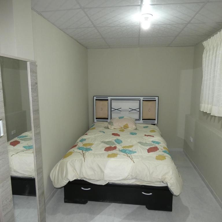 Huayo Wasi II - Double Room with Shared Bathroom - 4