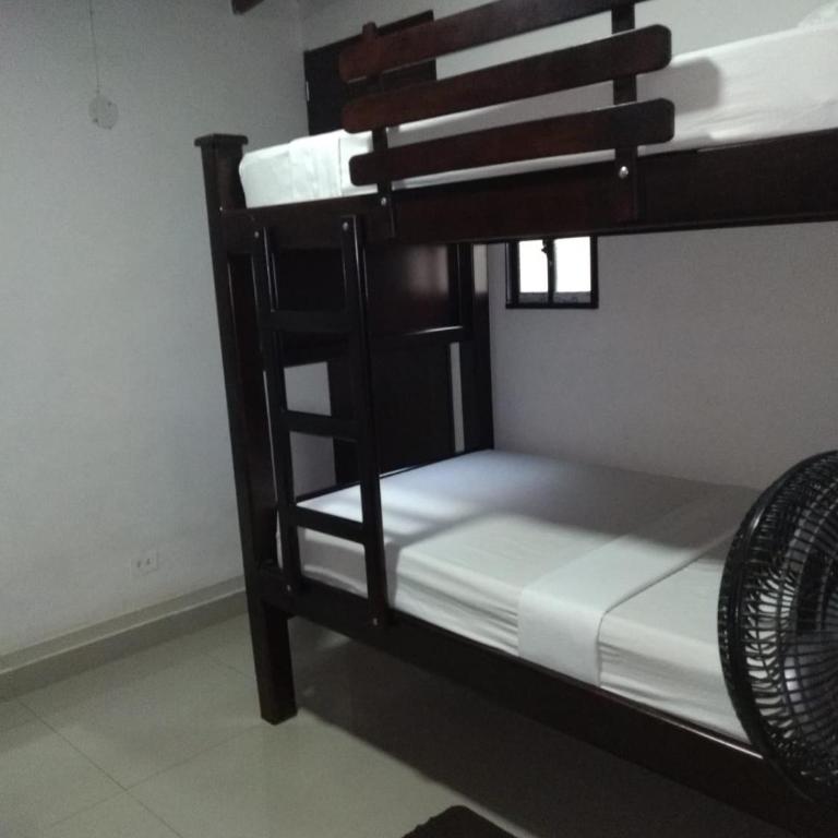S3 CÓMODO APARTAMENTO 3 HABI 3 BAÑOS EN LAURELES ESTADIo - Apartment - 3