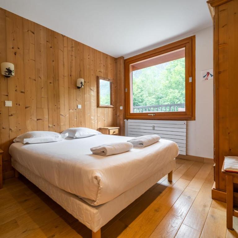 Bright apartment - near Mont Blanc - Apartment - 12