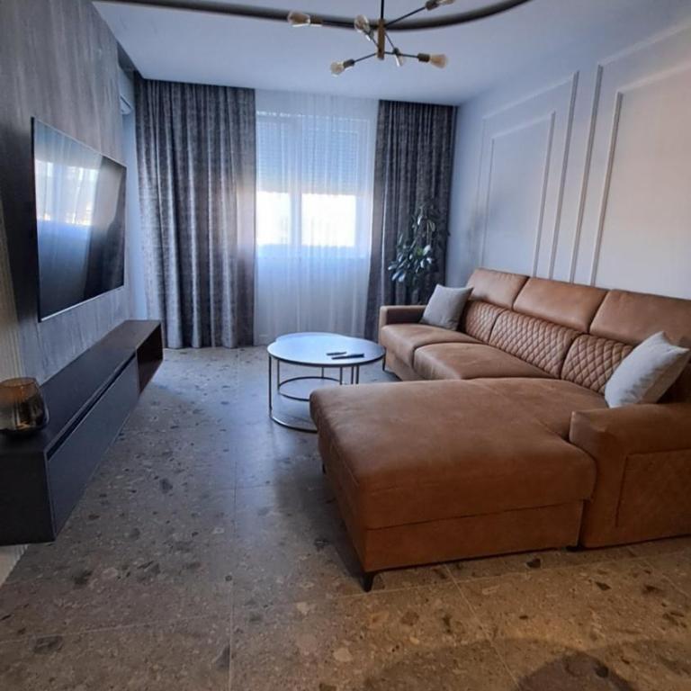 Relax Apartman DMBL - Apartman sa 1 Spavaćom Sobom - 2