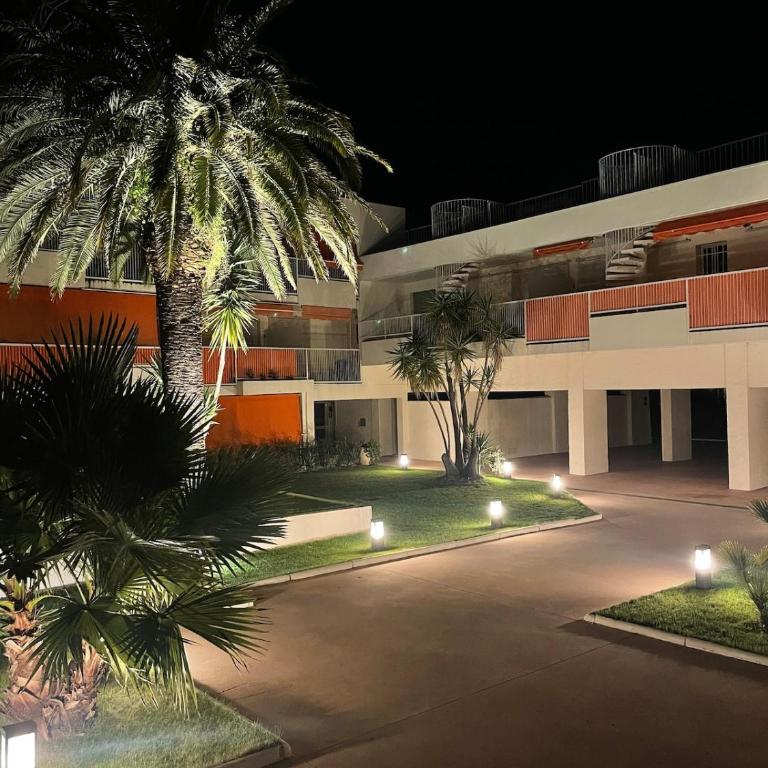 Saint-Tropez Luxury Design Apt Pool Beach Parking - One-Bedroom Apartment - 45