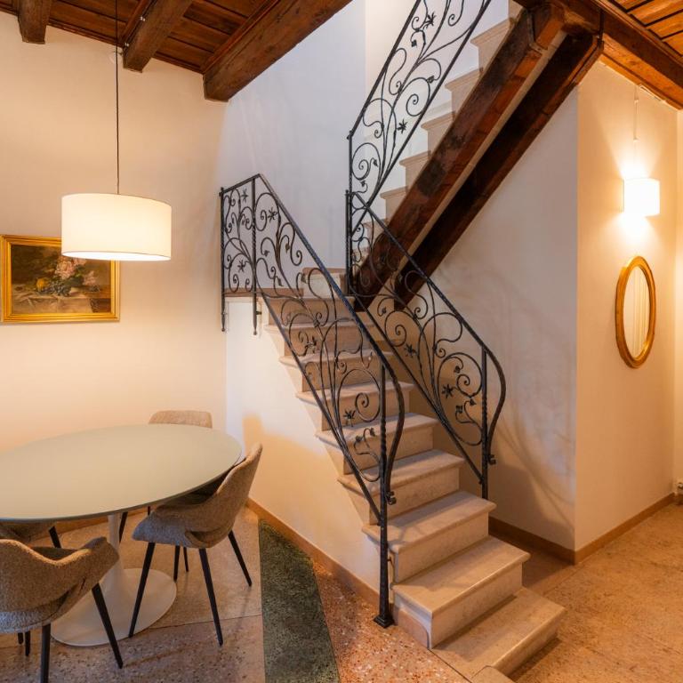 Relais La Torre - Domus Verona - Appartamento Premium con 5 Camere da Letto - 15