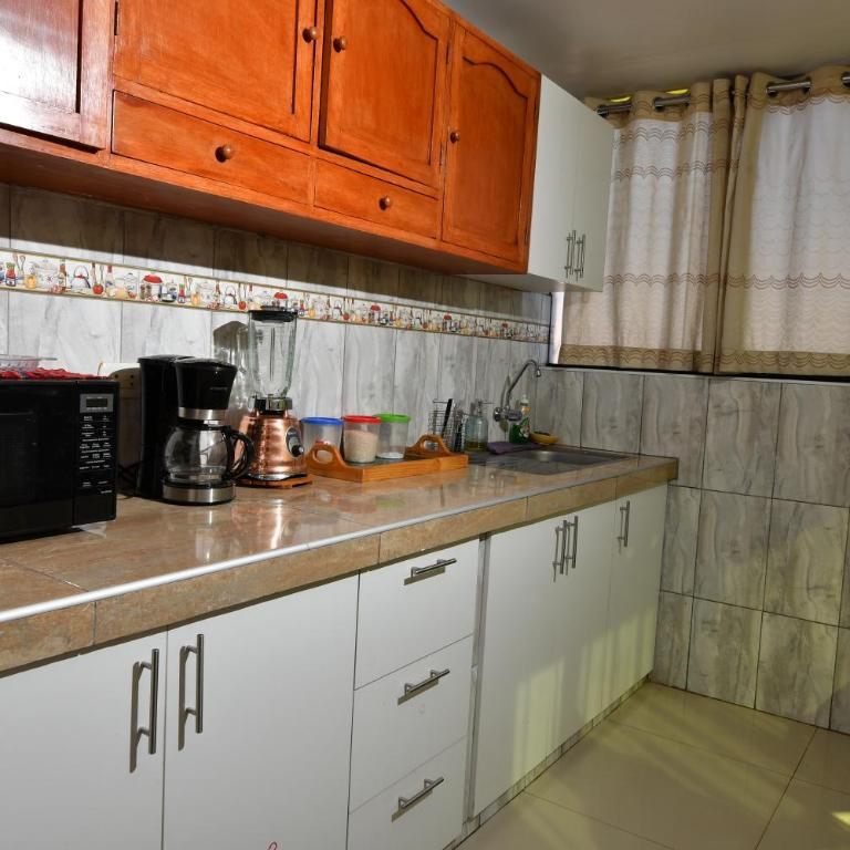 Apartamento céntrico a 15 min de Plaza de Armas, tres habitaciones - Apartamento de 3 dormitorios - 9