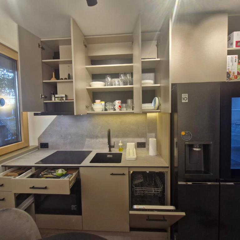 Urban Central Stay Belgrade - One-Bedroom Apartment - 16