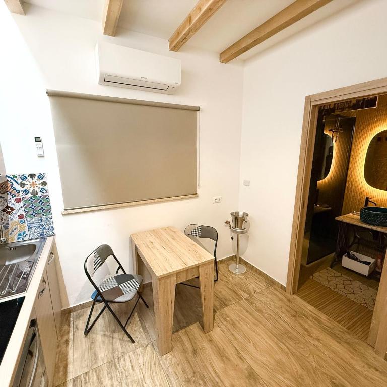 My Life - One-Bedroom Apartment - 14