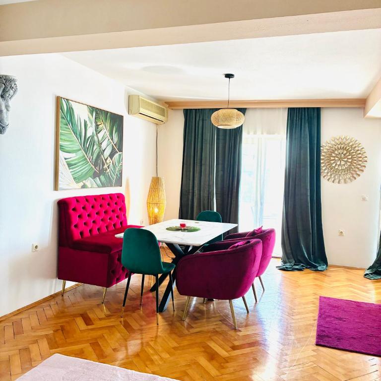 Mango - Two-Bedroom Apartment - 10