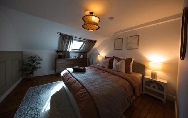 Comfort and Video Projector Close to Downtown - Appartamento con 2 Camere da Letto - 7