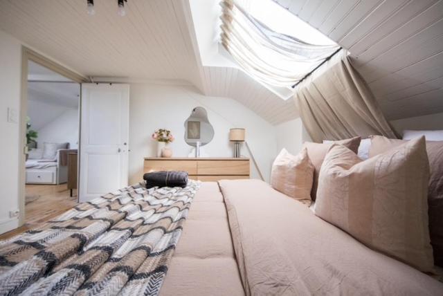 Comfort and Video Projector Close to Downtown - Appartamento con 2 Camere da Letto - 17
