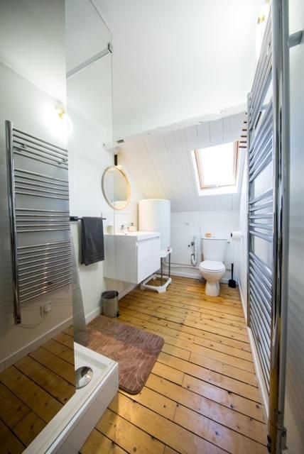 Comfort and Video Projector Close to Downtown - Appartamento con 2 Camere da Letto - 24