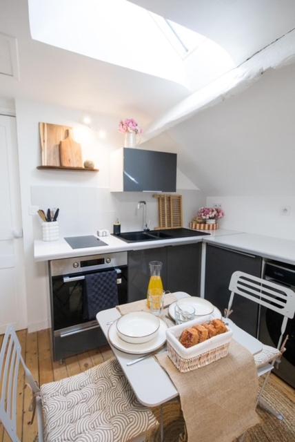 Comfort and Video Projector Close to Downtown - Appartamento con 2 Camere da Letto - 22