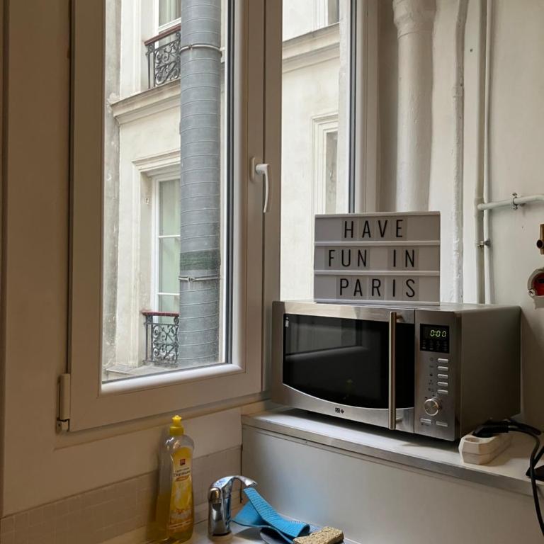 Central Paris Next to Louvre - Appartement 1 Chambre - 11