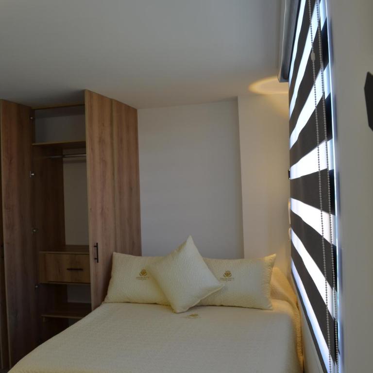 Hotel Diamond Luxury Tunja - Habitación Familiar - 8