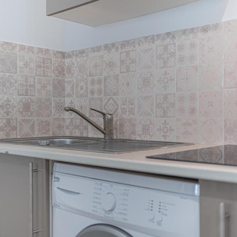 L'escapade Sauge - Welc'Home - Proche gare et centre-ville, WIFI, calme et confort - Appartamento con 1 Camera da Letto - 16