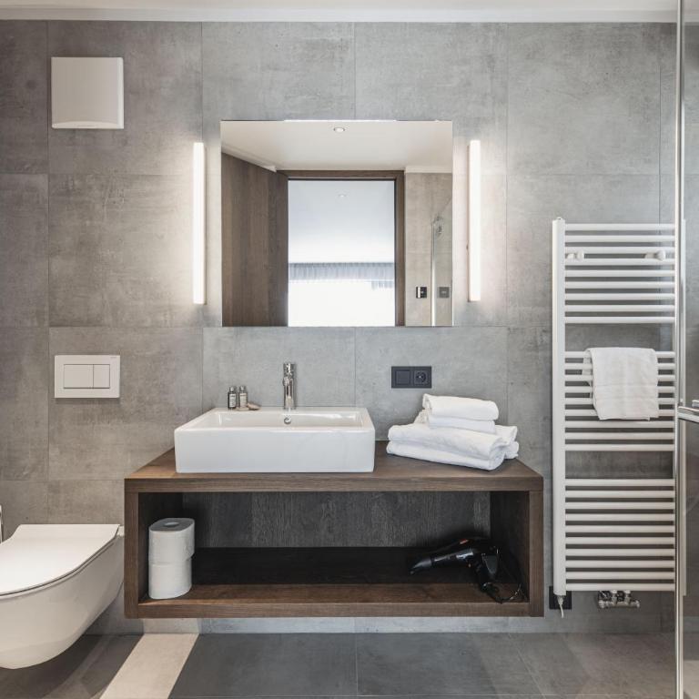 Aquila Dolomites Residence - Appartamento con 2 Camere da Letto (4-6 Adulti) - 2