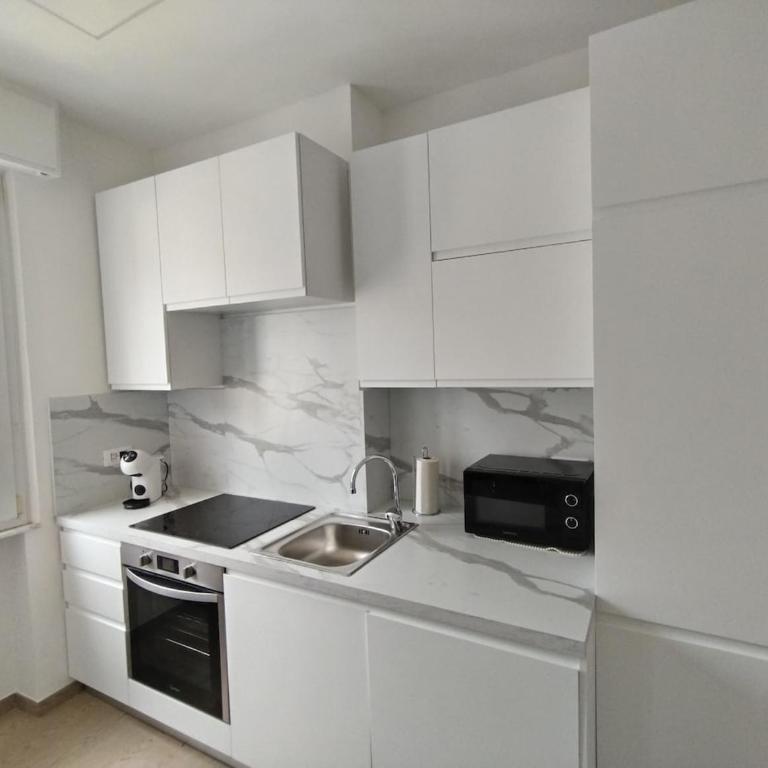 Nuovo trilocale nel cuore di Alassio - Two-Bedroom Apartment - 2