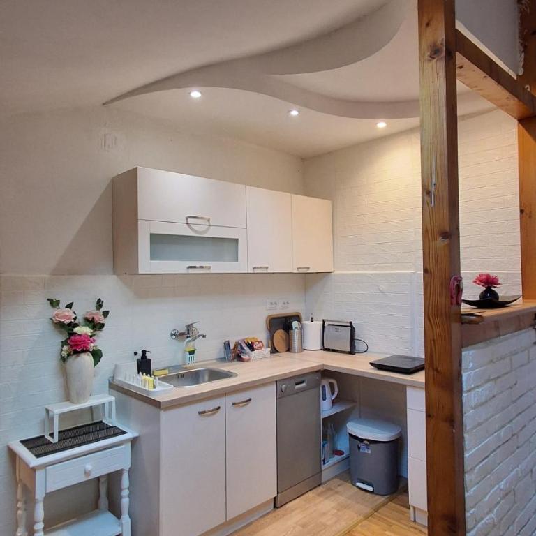 IVA Apartman - One-Bedroom Apartment - 16