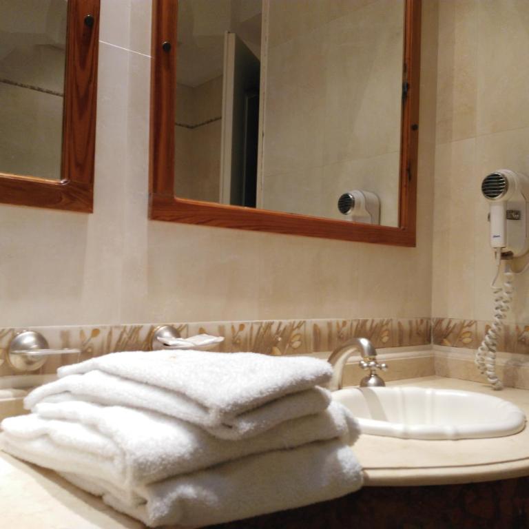 Hotel A&B Internacional - Suite con bañera de hidromasaje - 10