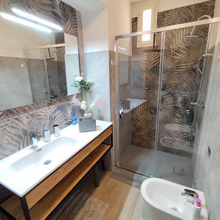 Albi House Vomero - Appartamento con 2 Camere da Letto e Balcone - 8