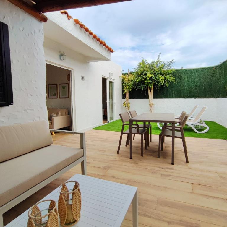 Bungalow con jardín privado junto al Yumbo - Bungalow Superior - 38