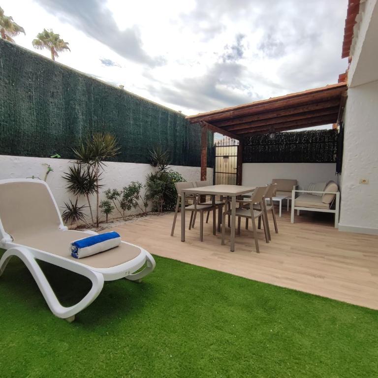 Bungalow con jardín privado junto al Yumbo - Bungalow Superior - 34