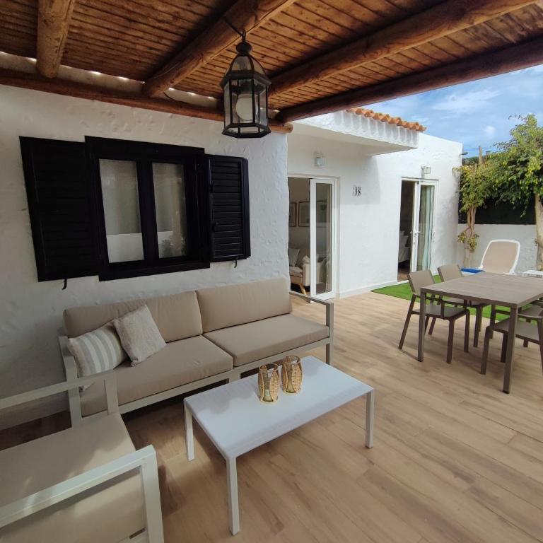 Bungalow con jardín privado junto al Yumbo - Bungalow Superior - 1
