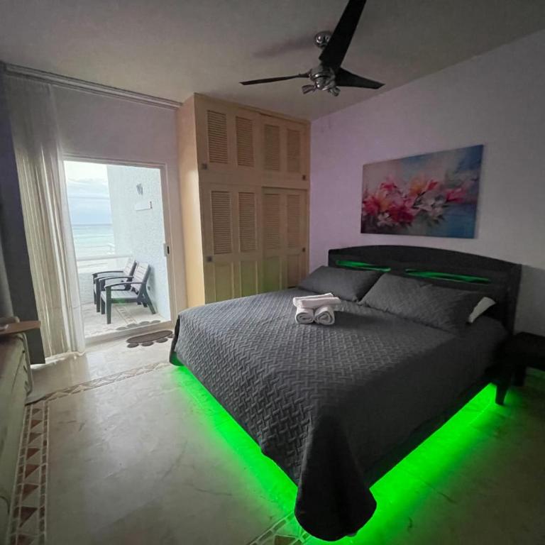 SUNSET FISHERMEN BEACH & SPA RESORT-Optional All Inclusive- 3 UNITS CHOICE-ROOM - 344A Ocean view with terrace- ROOM 344B No terrace, View from window to park - STUDIO 344C Ocean View Studio for 2- Playacar Beach, Phase 1-NO ELEVATOR! - Estudio con balcón - 3