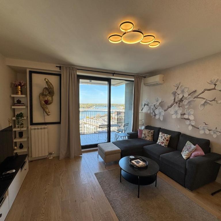BW Elegant Riverview! 1BR, Garage&Terrace! - One-Bedroom Apartment - 2