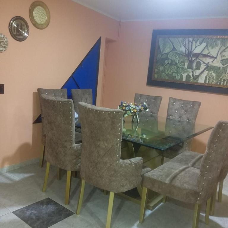 Confortable con capacidad para grupos de 11 personas - Apartamento de 3 dormitorios - 2