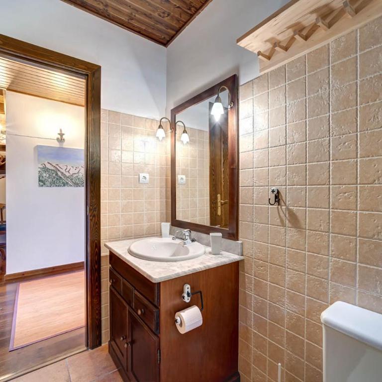 Eth Floc - Dúplex con trasslado gratuito a pistas - Three-Bedroom Apartment - 25