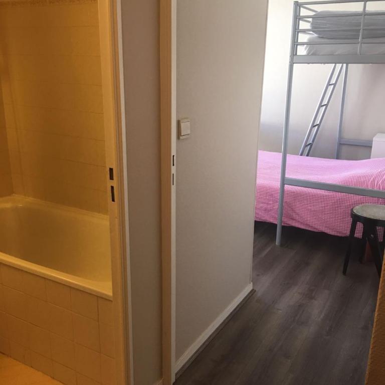 Escala Tolosa - Studio - Split Level - 6