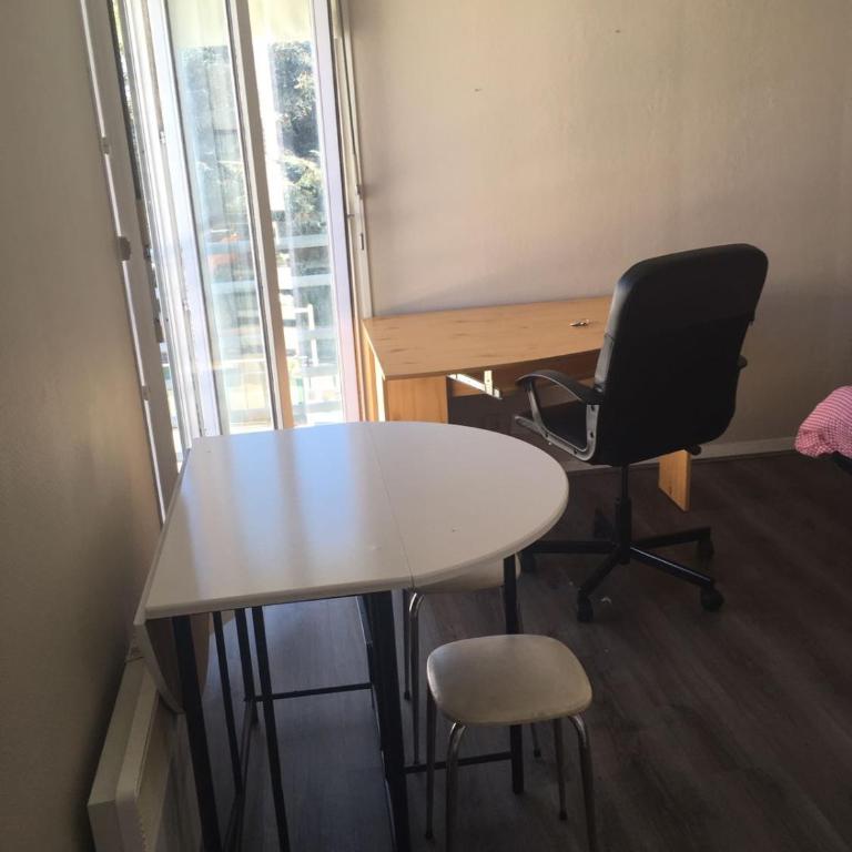 Escala Tolosa - Studio - Split Level - 11