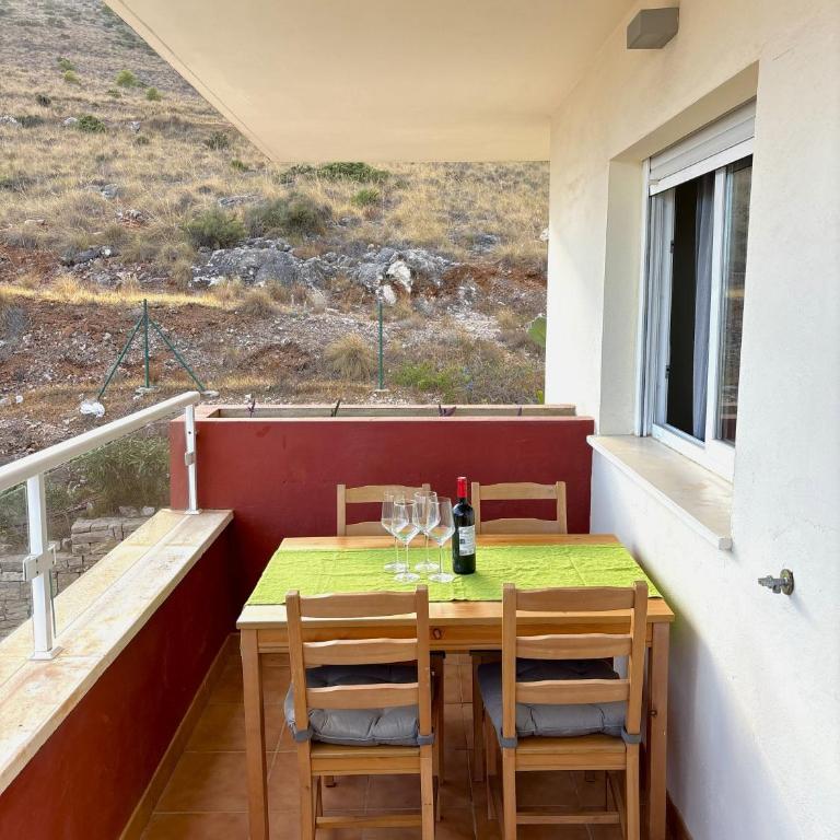 Evans Realty CA Piscina & Padel & Garaje - Apartamento de 2 dormitorios con terraza y vistas al mar - 7