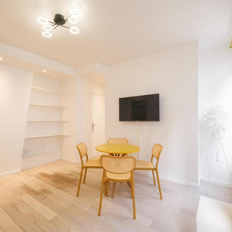 Bright Apartment - Sacré Coeur Basilica - Appartement 1 Chambre - 9