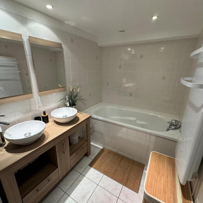 La Renouveau - Loft avec parking gratuit, proche gare et centre ville - Loft - 39