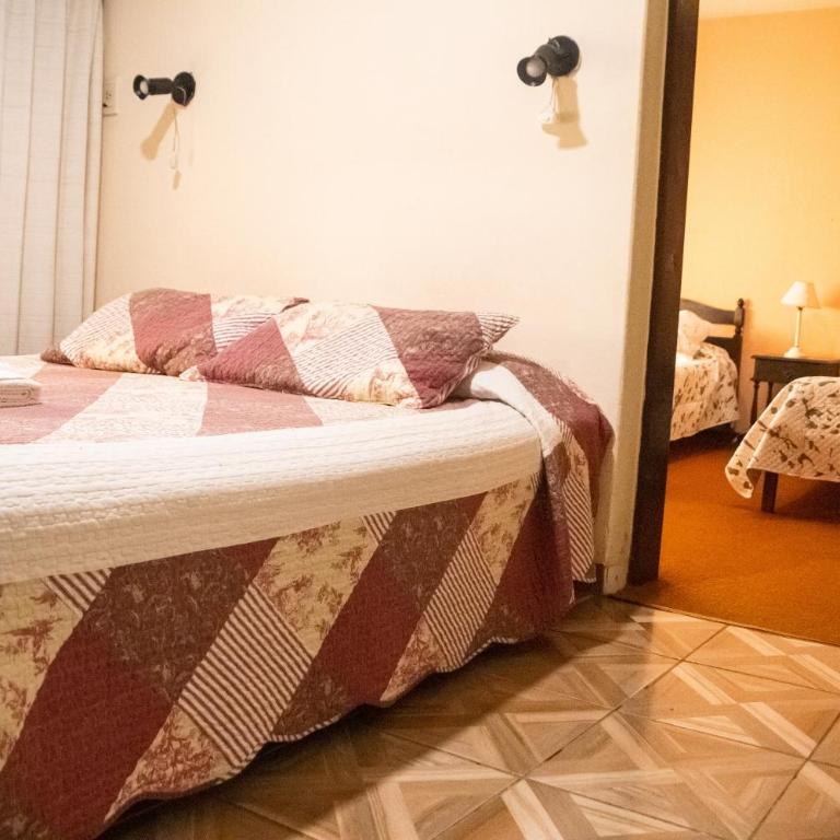 Hotel Yaro - Habitación cuádruple - 2