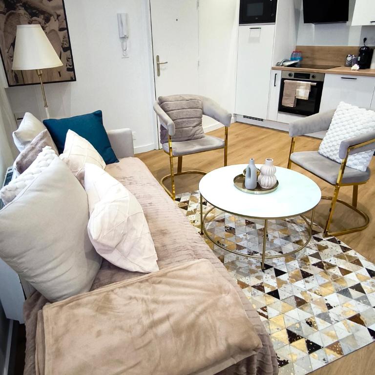 Appartement Cosy Centre Ville De Reims - Appartement 1 Chambre - 4