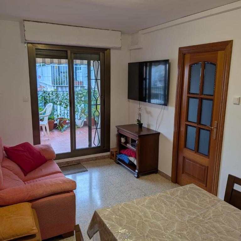 Apartment near Fira Barcelona, Camp Nou, and the center of Barcelona - Habitación Doble - 10