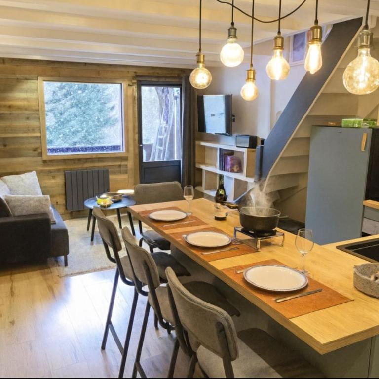 A lovely duplex with views of the Mont Blanc - Apartment - 1